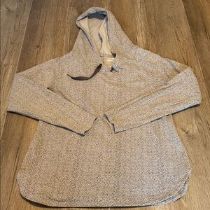 Women’s Columbia Light Gray Hooded Shirt